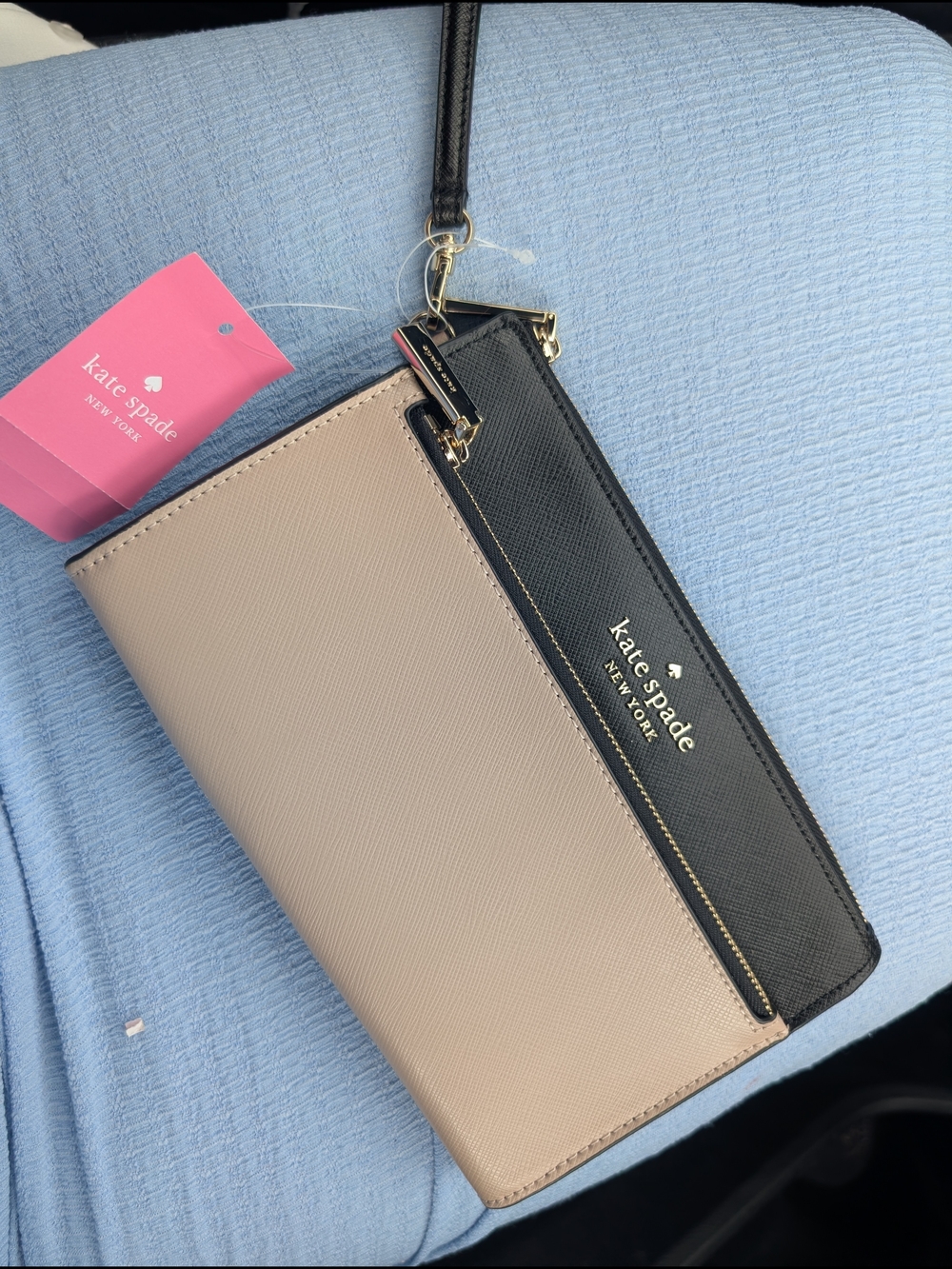 kate spade Two-Tone Beige and Black Saffiano Wristlet. Brand New.Never Used.